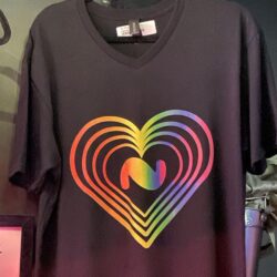 T-Shirt with a wiggle in hearts