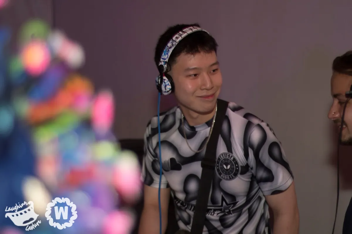 Smiling DJ